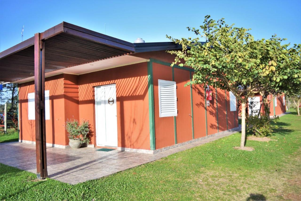 Cabanas Ceferino Federación Exterior foto
